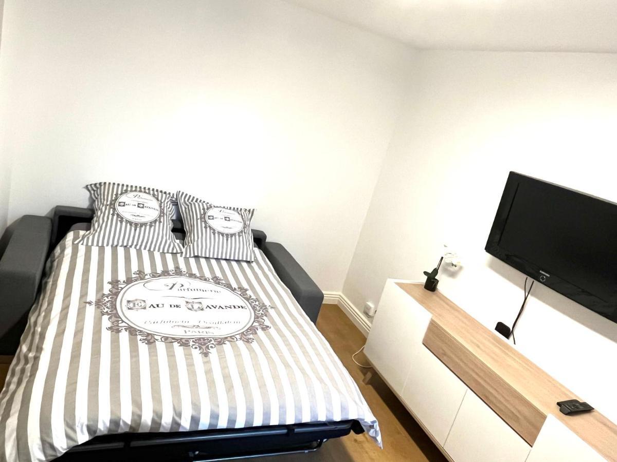 Appartamento Deux pièces cosy à La Croisette Carrières-sous-Poissy Esterno foto